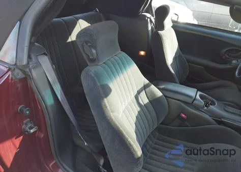 2001 Pontiac Firebird из США, поврежденный, VIN 2G2FS32K512111796